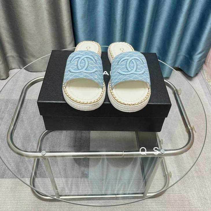 Picture of Chanel Slippers _SKUChanelsz35-40S06133142